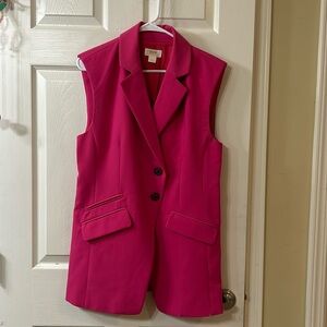 Sleeveless blazer